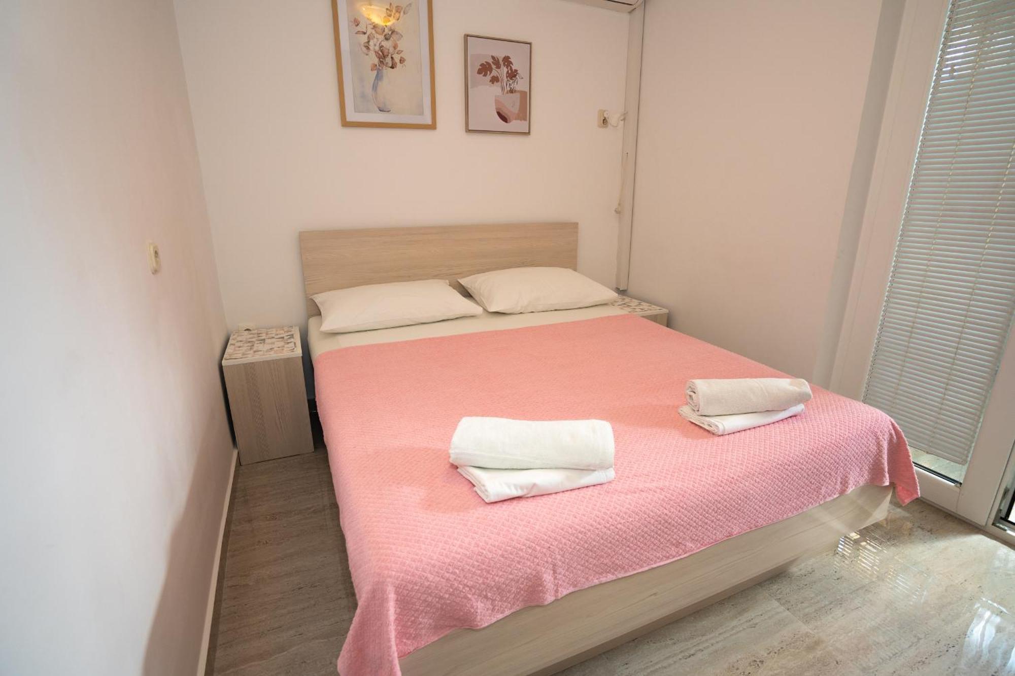 Apartmani Vidusin Novalja Exterior foto